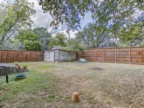 2220 W Rosedale Street S, Fort Worth Texas 76110