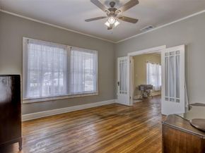 2220 W Rosedale Street S, Fort Worth Texas 76110