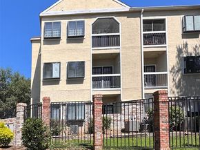 4800 W Lovers Lane  212, Dallas Texas 75209
