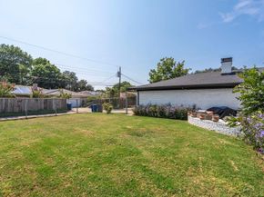 7004  Kiva Lane , Dallas Texas 75227