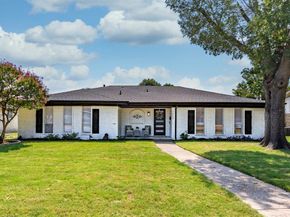 7004  Kiva Lane , Dallas Texas 75227