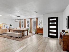 7004  Kiva Lane , Dallas Texas 75227