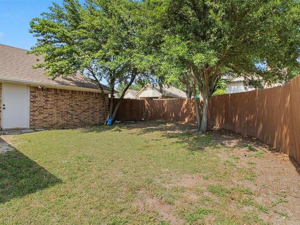 2701  Hickory Bend Drive , Garland Texas 75044