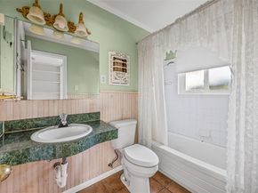 1820  Muse Street , Fort Worth Texas 76112