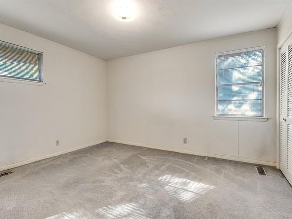 3722  Devonshire Court E, Irving Texas 75062