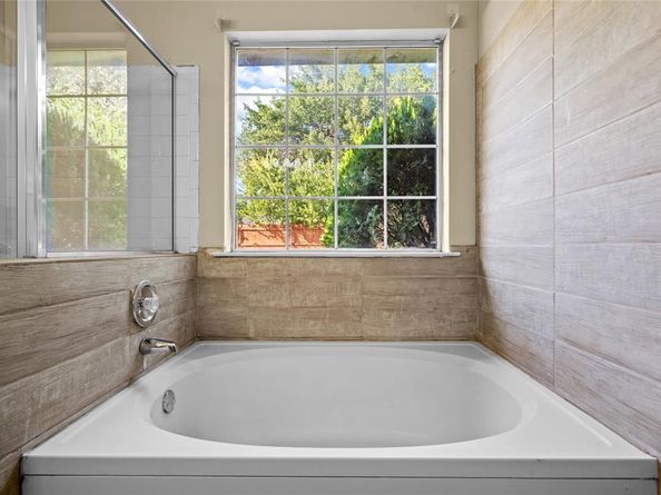 2329  Cromwell Drive , Arlington Texas 76018