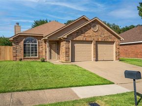 2329  Cromwell Drive , Arlington Texas 76018