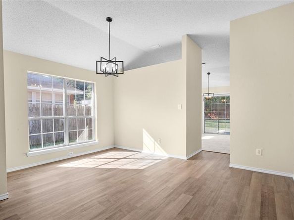 2329  Cromwell Drive , Arlington Texas 76018
