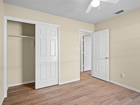 2329  Cromwell Drive , Arlington Texas 76018