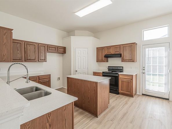 3929  Winter Springs Drive , Fort Worth Texas 76123