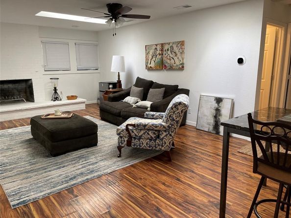 3563  South Drive , Fort Worth Texas 76109