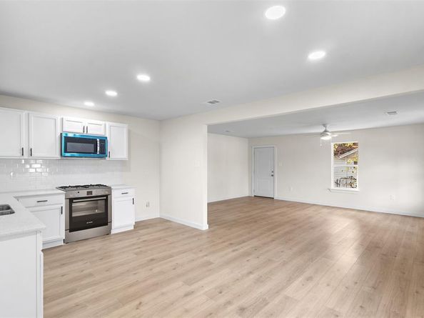 3618  Reese Drive , Dallas Texas 75210