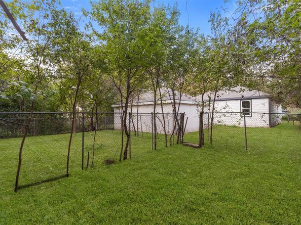 3618  Reese Drive , Dallas Texas 75210