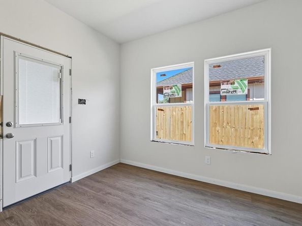 2512  Sheraton Drive , Fort Worth Texas 76105