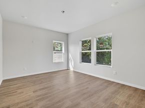 2512  Sheraton Drive , Fort Worth Texas 76105
