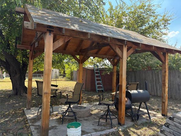 813 S Kate Street , White Settlement Texas 76108