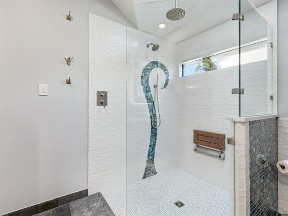 1617  Oak Creek Drive , Lewisville Texas 75077