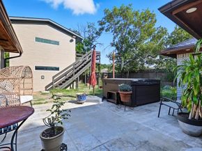 1617  Oak Creek Drive , Lewisville Texas 75077