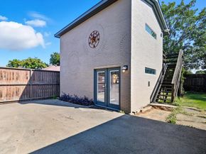 1617  Oak Creek Drive , Lewisville Texas 75077