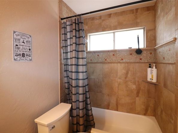 1805  Pecan View Drive , Garland Texas 75040