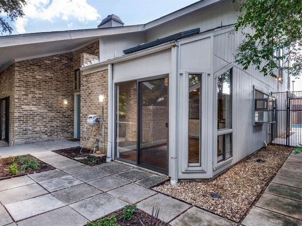 5934  Glen Heather Drive , Dallas Texas 75252