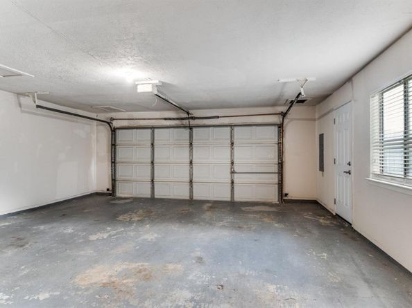 5934  Glen Heather Drive , Dallas Texas 75252