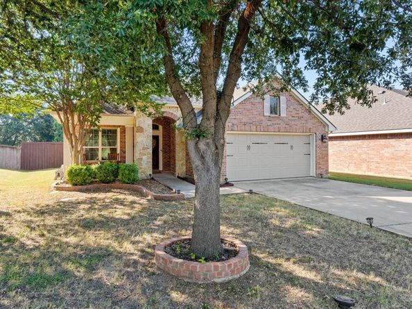 2844  Lacompte Drive , Dallas Texas 75227