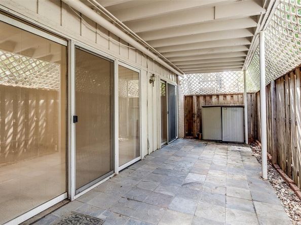 5833  Copperwood Lane  1131, Dallas Texas 75248