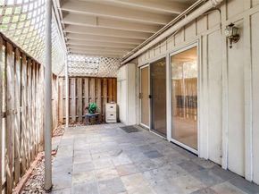 5833  Copperwood Lane  1131, Dallas Texas 75248