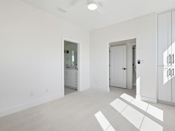 4525  Hopkins Avenue , Dallas Texas 75209