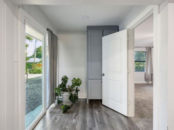 2472  Highwood Drive , Dallas Texas 75228