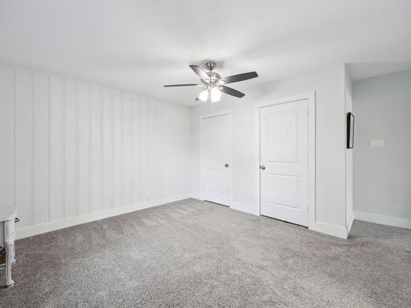 2472  Highwood Drive , Dallas Texas 75228