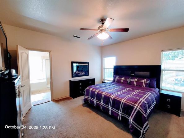912  Iona Drive , Fort Worth Texas 76120