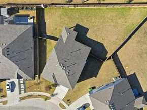 804  Saratoga Road , Aubrey Texas 76227