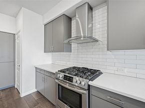 804  Saratoga Road , Aubrey Texas 76227