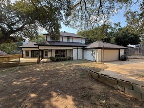 821  Sylvan Drive , Fort Worth Texas 76120