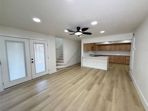 821  Sylvan Drive , Fort Worth Texas 76120