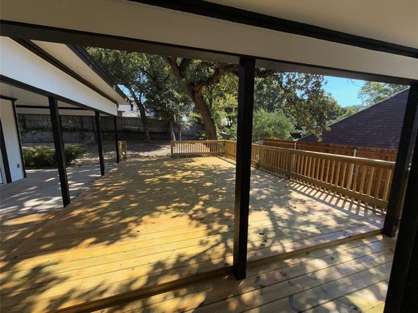 821  Sylvan Drive , Fort Worth Texas 76120