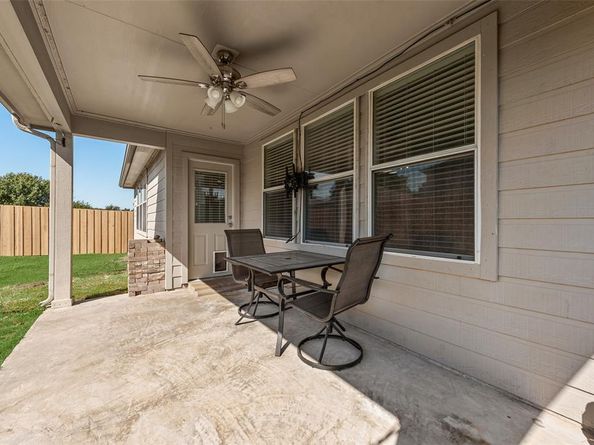 1234  Mallard Creek , Aubrey Texas 76227