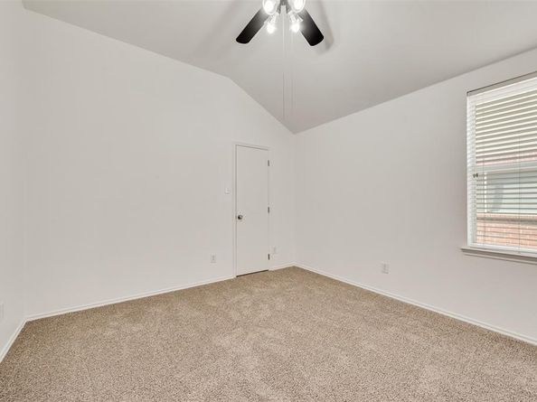 1234  Mallard Creek , Aubrey Texas 76227