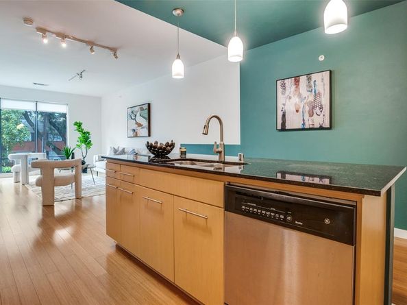 4040 N Hall Street  105, Dallas Texas 75219