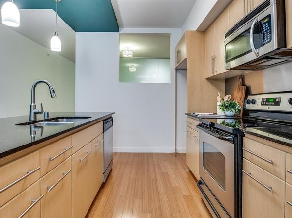 4040 N Hall Street  105, Dallas Texas 75219