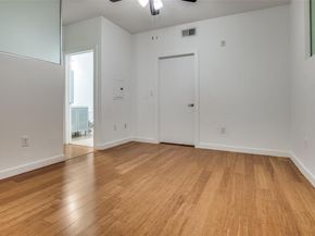 4040 N Hall Street  105, Dallas Texas 75219