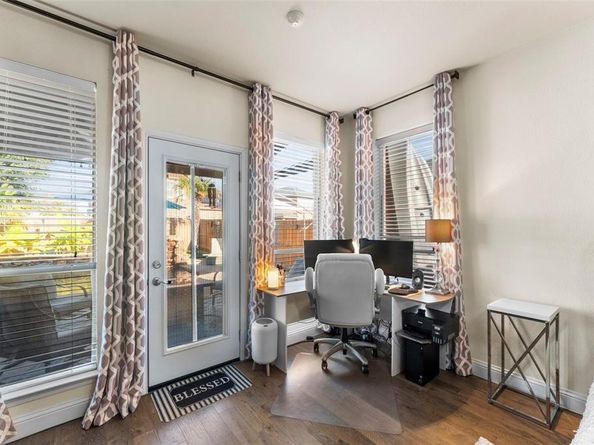 3220  Serpis  , Grand Prairie Texas 75054