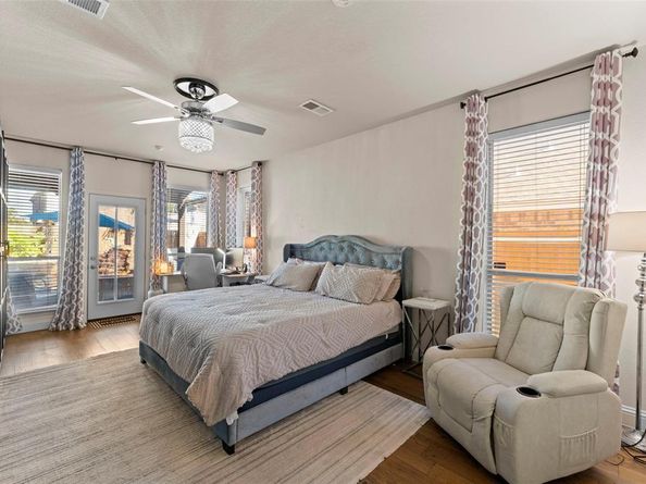 3220  Serpis  , Grand Prairie Texas 75054