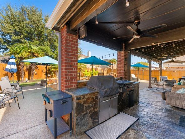 3220  Serpis  , Grand Prairie Texas 75054