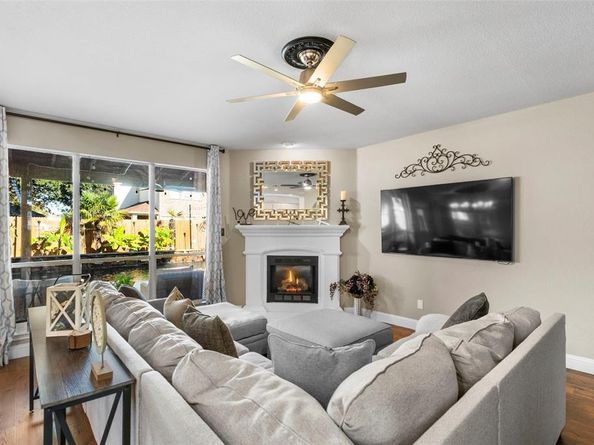 3220  Serpis  , Grand Prairie Texas 75054