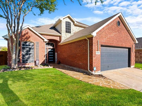 3220  Serpis  , Grand Prairie Texas 75054