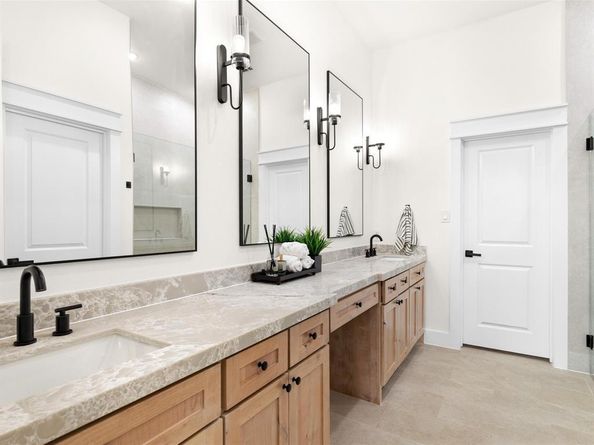 3116 N Pecan Street , Fort Worth Texas 76106