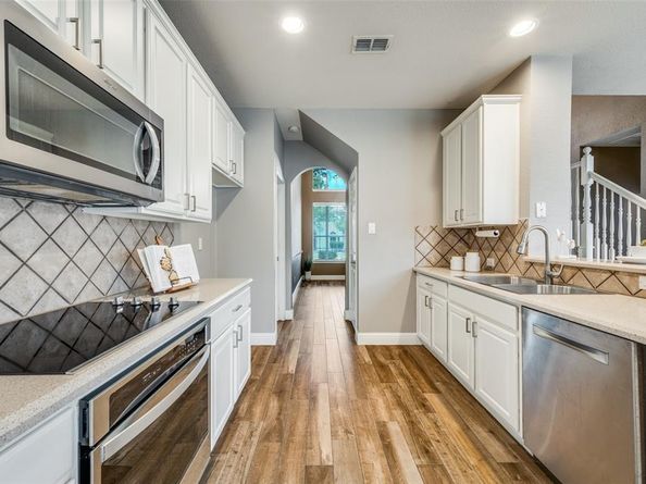 12170  Red Hawk Drive , Frisco Texas 75033